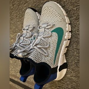 Nike met on size 7.5 m/9w